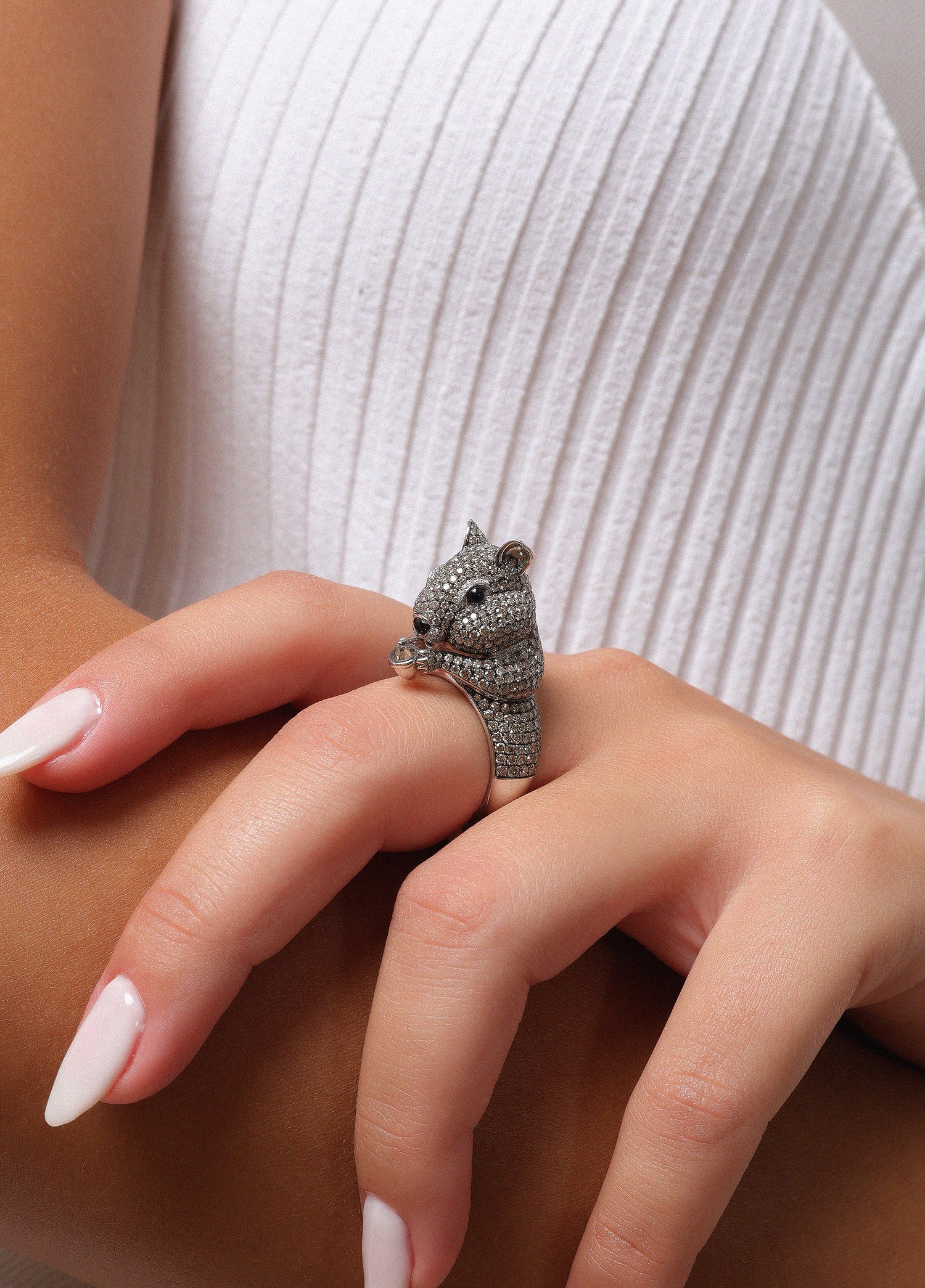 SWAROVSKI MARCH SQUIRREL DOUBLE MOTIF RING
